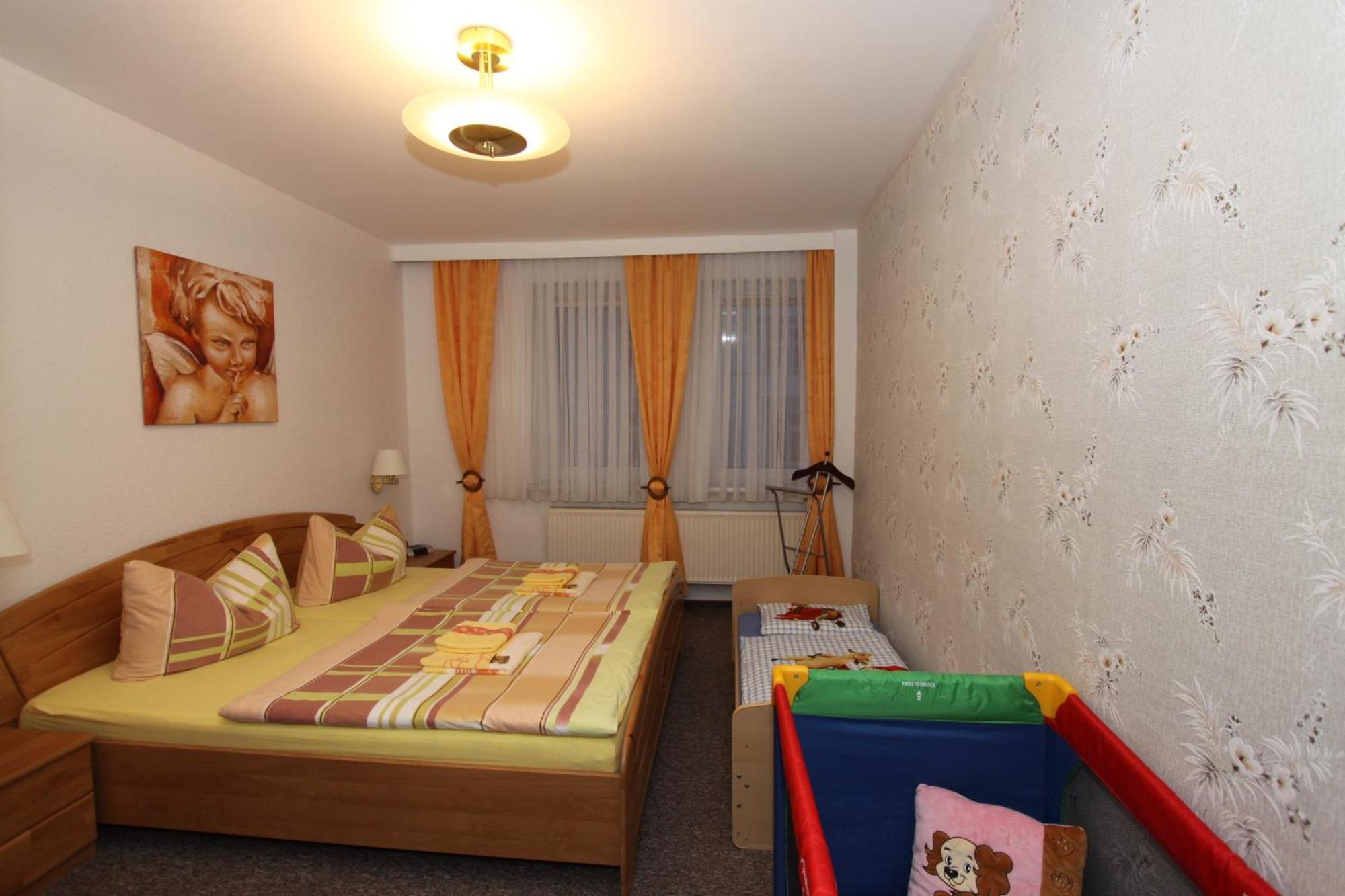 Apartments & Ferienhaus Senftner Thale Buitenkant foto